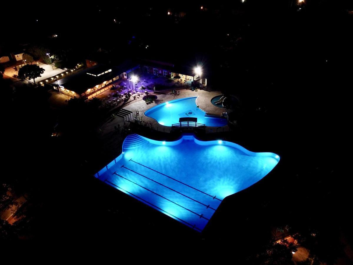 Campsite Camping Le Bois Fleuri 5*